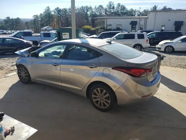 5NPDH4AE5GH662729 2016 HYUNDAI ELANTRA - Image 2
