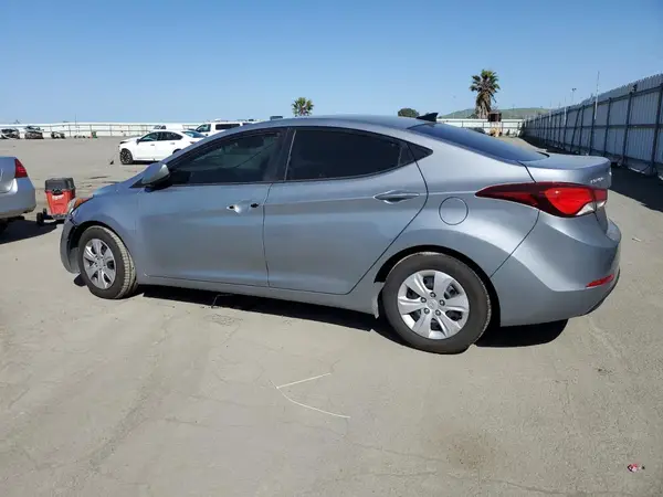 5NPDH4AE5GH666764 2016 HYUNDAI ELANTRA - Image 2