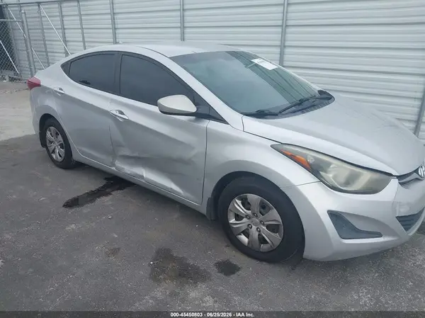 5NPDH4AE5GH667025 2016 HYUNDAI ELANTRA - Image 1