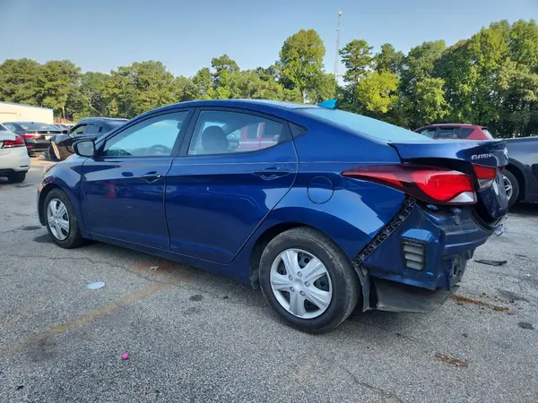 5NPDH4AE5GH667364 2016 HYUNDAI ELANTRA - Image 2