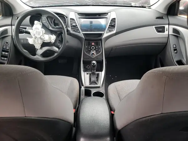5NPDH4AE5GH667803 2016 HYUNDAI ELANTRA - Image 8