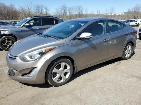5NPDH4AE5GH668045 2016 HYUNDAI ELANTRA - Image 1