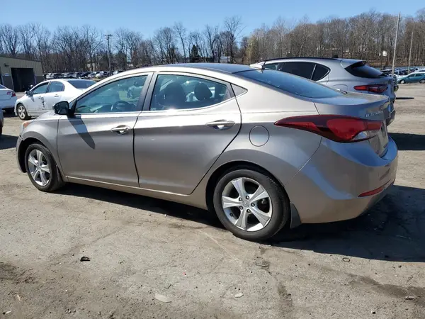 5NPDH4AE5GH668045 2016 HYUNDAI ELANTRA - Image 2