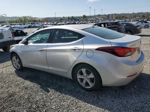 5NPDH4AE5GH669728 2016 HYUNDAI ELANTRA - Image 2