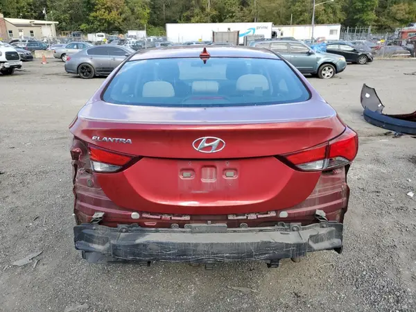 2016 HYUNDAI ELANTRA auction photo 6
