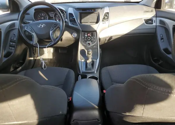 5NPDH4AE5GH670927 2016 HYUNDAI ELANTRA - Image 8