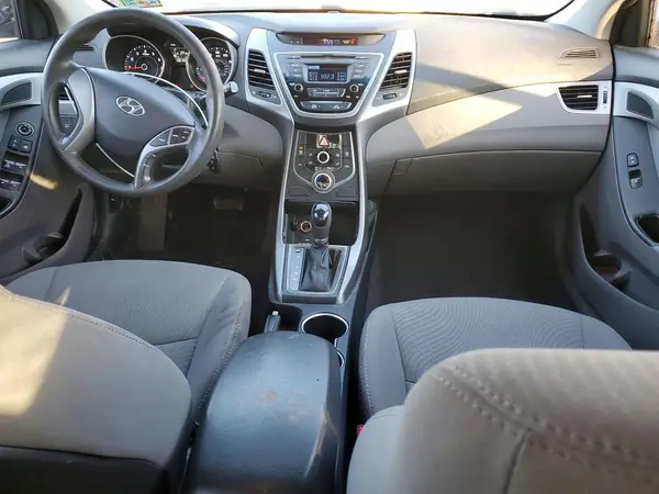 5NPDH4AE5GH671110 2016 HYUNDAI ELANTRA - Image 8