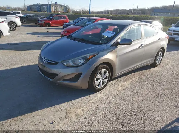5NPDH4AE5GH672614 2016 HYUNDAI ELANTRA - Image 2