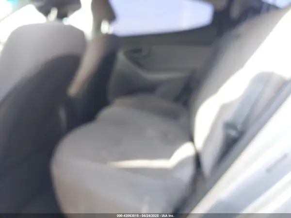 5NPDH4AE5GH675514 2016 HYUNDAI ELANTRA - Image 8