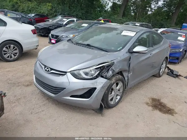 5NPDH4AE5GH679501 2016 HYUNDAI ELANTRA - Image 2