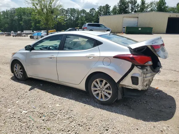 5NPDH4AE5GH681877 2016 HYUNDAI ELANTRA - Image 2