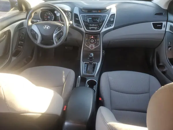 5NPDH4AE5GH682625 2016 HYUNDAI ELANTRA - Image 8