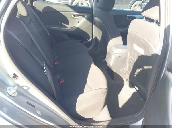 5NPDH4AE5GH684441 2016 HYUNDAI ELANTRA - Image 8