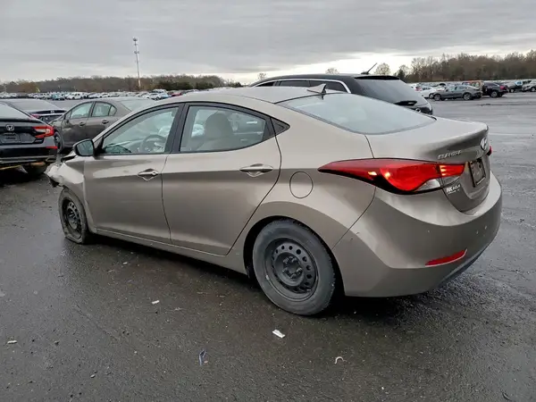 5NPDH4AE5GH691356 2016 HYUNDAI ELANTRA - Image 2