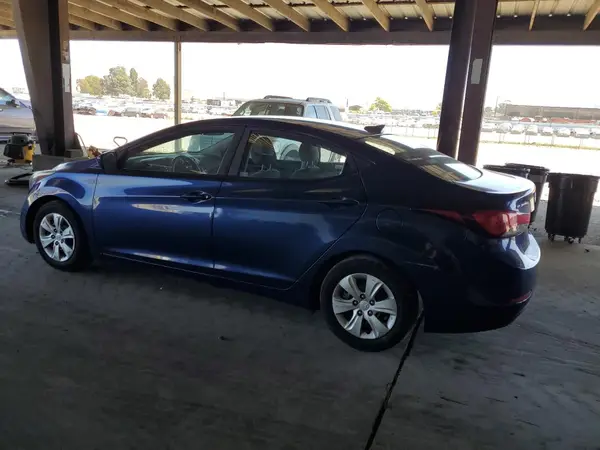 5NPDH4AE5GH694032 2016 HYUNDAI ELANTRA - Image 2
