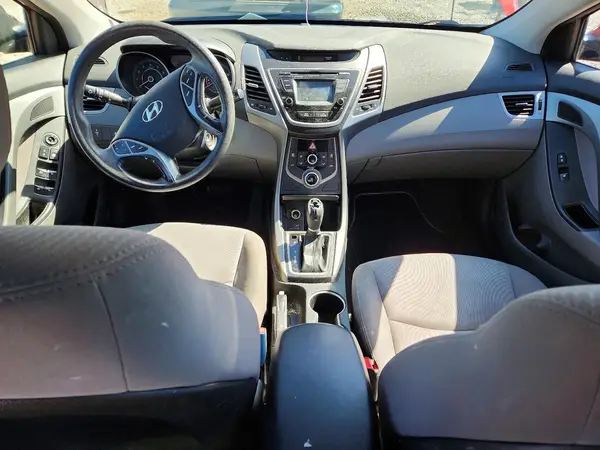 5NPDH4AE5GH694340 2016 HYUNDAI ELANTRA - Image 8