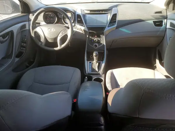 5NPDH4AE5GH695620 2016 HYUNDAI ELANTRA - Image 8