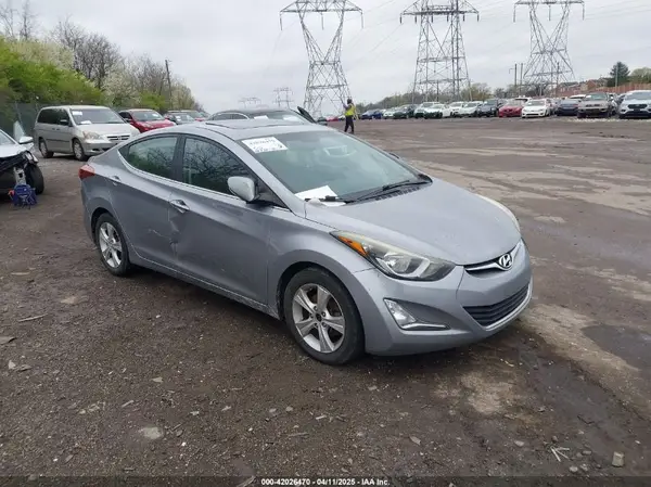 5NPDH4AE5GH697884 2016 HYUNDAI ELANTRA - Image 1