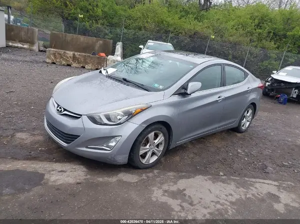 5NPDH4AE5GH697884 2016 HYUNDAI ELANTRA - Image 2