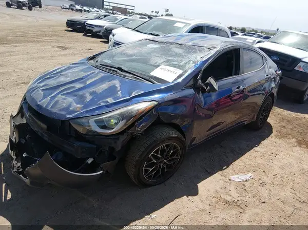 5NPDH4AE5GH698498 2016 HYUNDAI ELANTRA - Image 2