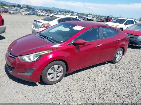 5NPDH4AE5GH698985 2016 HYUNDAI ELANTRA - Image 2