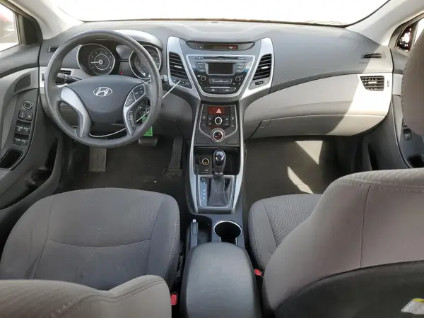 5NPDH4AE5GH698999 2016 HYUNDAI ELANTRA - Image 8