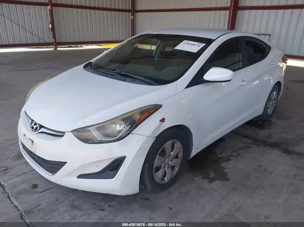 5NPDH4AE5GH699361 2016 HYUNDAI ELANTRA - Image 2