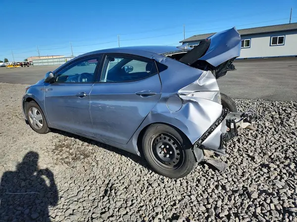 5NPDH4AE5GH702792 2016 HYUNDAI ELANTRA - Image 2