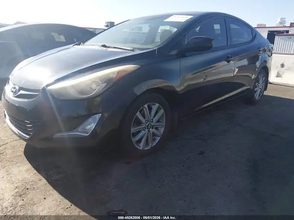 5NPDH4AE5GH706096 2016 HYUNDAI ELANTRA - Image 2