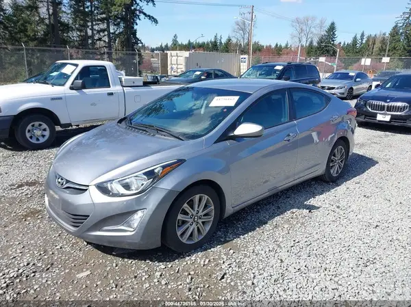 5NPDH4AE5GH708074 2016 HYUNDAI ELANTRA - Image 2