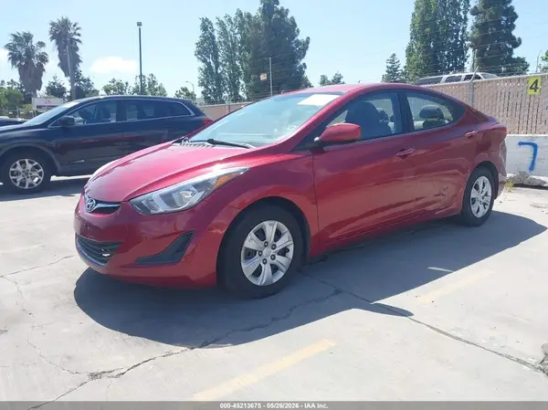 5NPDH4AE5GH708298 2016 HYUNDAI ELANTRA - Image 2