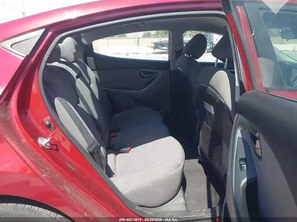5NPDH4AE5GH708298 2016 HYUNDAI ELANTRA - Image 8