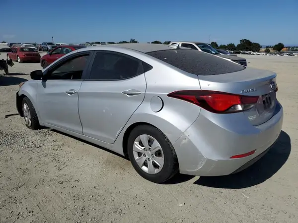 5NPDH4AE5GH709693 2016 HYUNDAI ELANTRA - Image 2