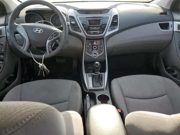 5NPDH4AE5GH710665 2016 HYUNDAI ELANTRA - Image 8