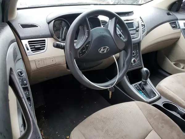 5NPDH4AE5GH711329 2016 HYUNDAI ELANTRA - Image 8
