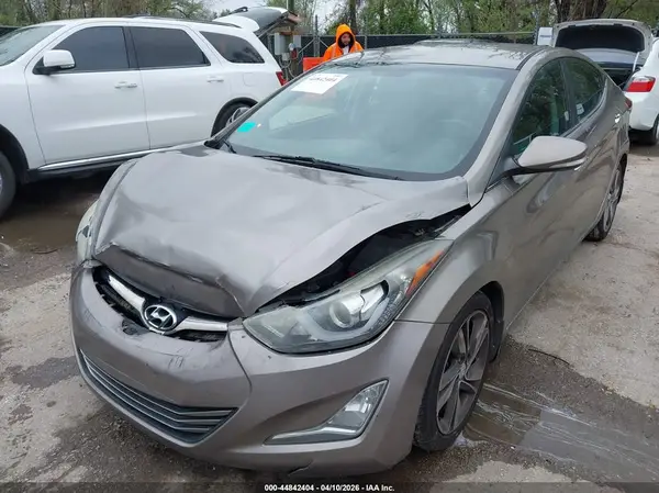 5NPDH4AE5GH712660 2016 HYUNDAI ELANTRA - Image 2