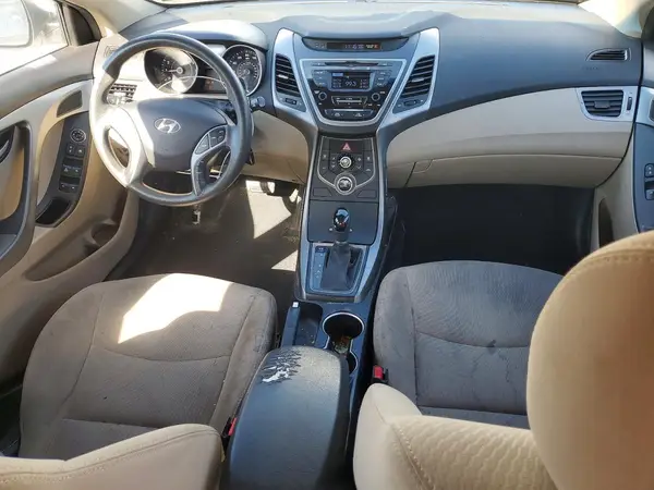 5NPDH4AE5GH713100 2016 HYUNDAI ELANTRA - Image 8