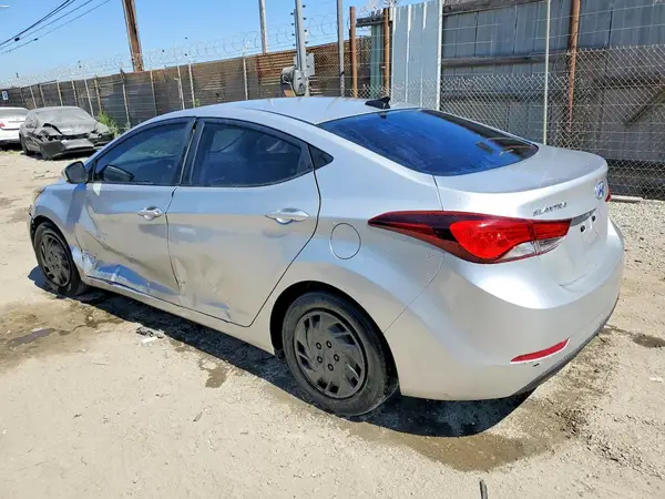 5NPDH4AE5GH715087 2016 HYUNDAI ELANTRA - Image 2
