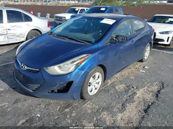 5NPDH4AE5GH715851 2016 HYUNDAI ELANTRA - Image 2