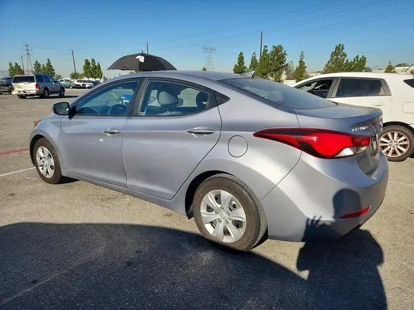 5NPDH4AE5GH717700 2016 HYUNDAI ELANTRA - Image 2