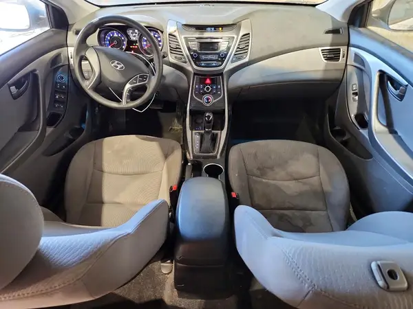 5NPDH4AE5GH718944 2016 HYUNDAI ELANTRA - Image 8