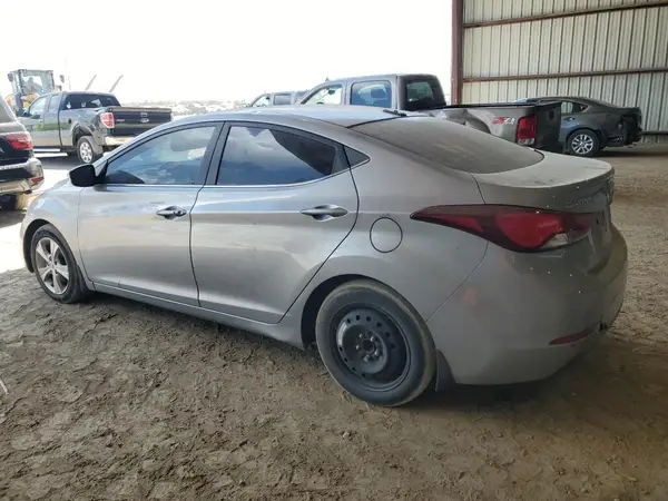 5NPDH4AE5GH723853 2016 HYUNDAI ELANTRA - Image 2