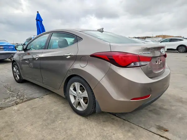 5NPDH4AE5GH724243 2016 HYUNDAI ELANTRA - Image 2