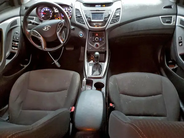 5NPDH4AE5GH725182 2016 HYUNDAI ELANTRA - Image 8