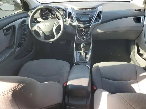 5NPDH4AE5GH728633 2016 HYUNDAI ELANTRA - Image 8