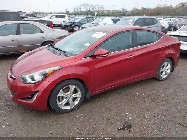5NPDH4AE5GH732455 2016 HYUNDAI ELANTRA - Image 2