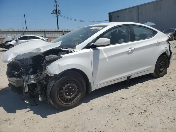 5NPDH4AE5GH733475 2016 HYUNDAI ELANTRA - Image 1