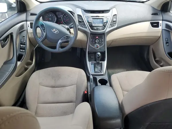 5NPDH4AE5GH739289 2016 HYUNDAI ELANTRA - Image 8