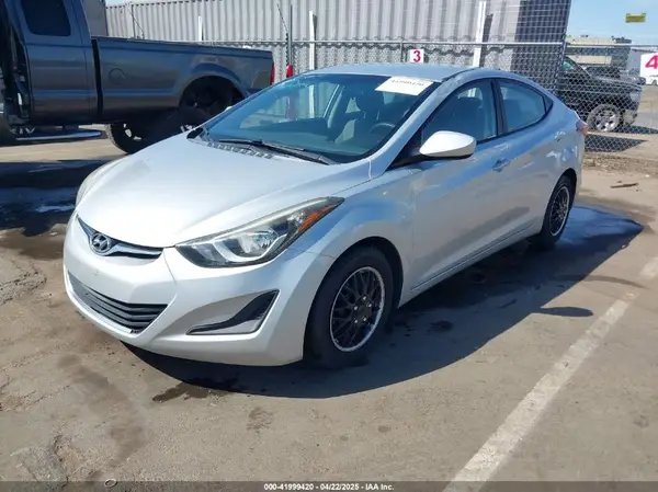 5NPDH4AE5GH739664 2016 HYUNDAI ELANTRA - Image 2