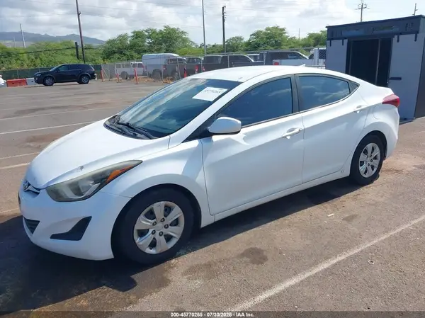 5NPDH4AE5GH740118 2016 HYUNDAI ELANTRA - Image 2